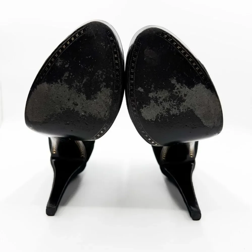 Chanel CC Cap Toe Black Suede Leather Ankle Boots Heels EU 39.5